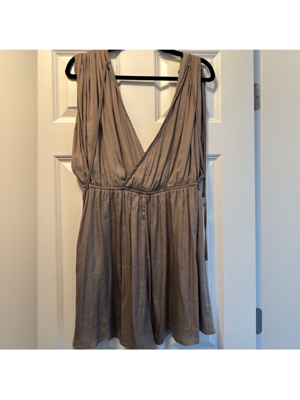 Taupe V-Neck Sleeveless Women’s Romper - Elegant Everyday Style